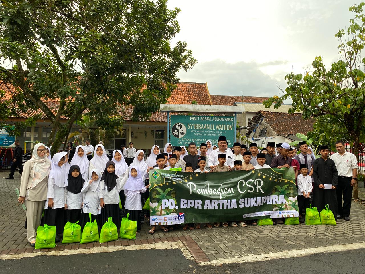 Pembagian CSR BPR Artha Sukapura